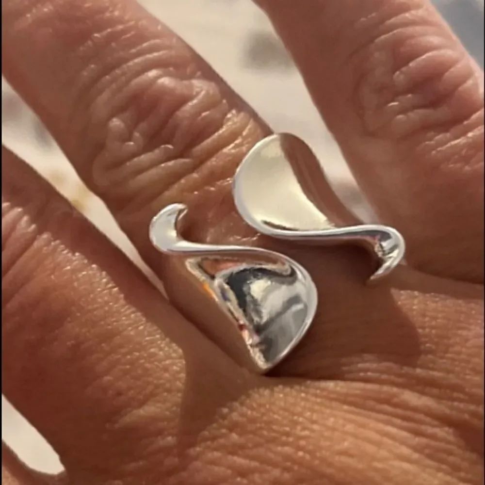 The Cut adjustable 925 modern statement ring - Picture 2 of 4